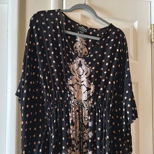 Women’s blouse/beach cover up cinched waist